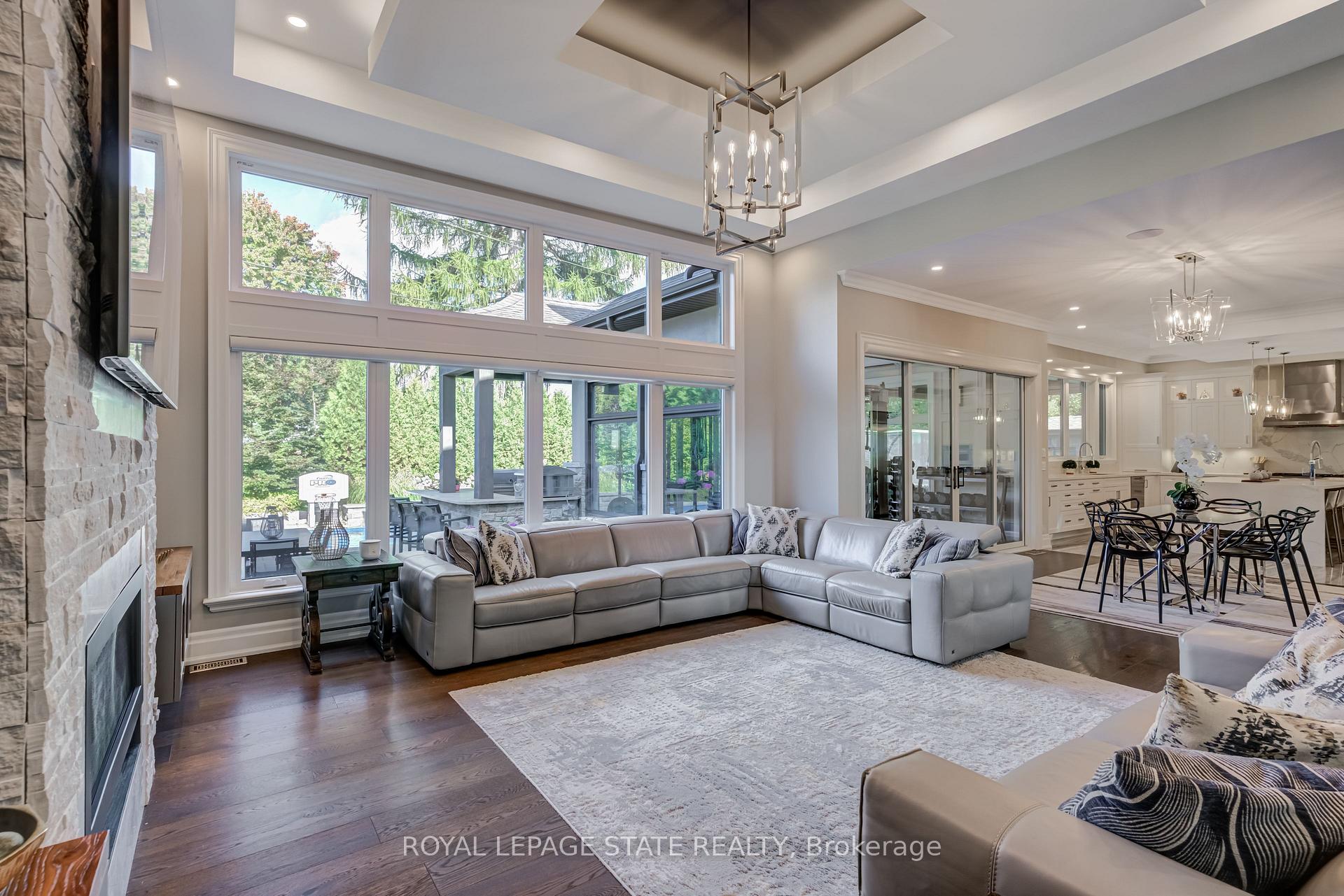 Photo 10 of 100 Seneca Drive, Hamilton, Ancaster — HOMEH