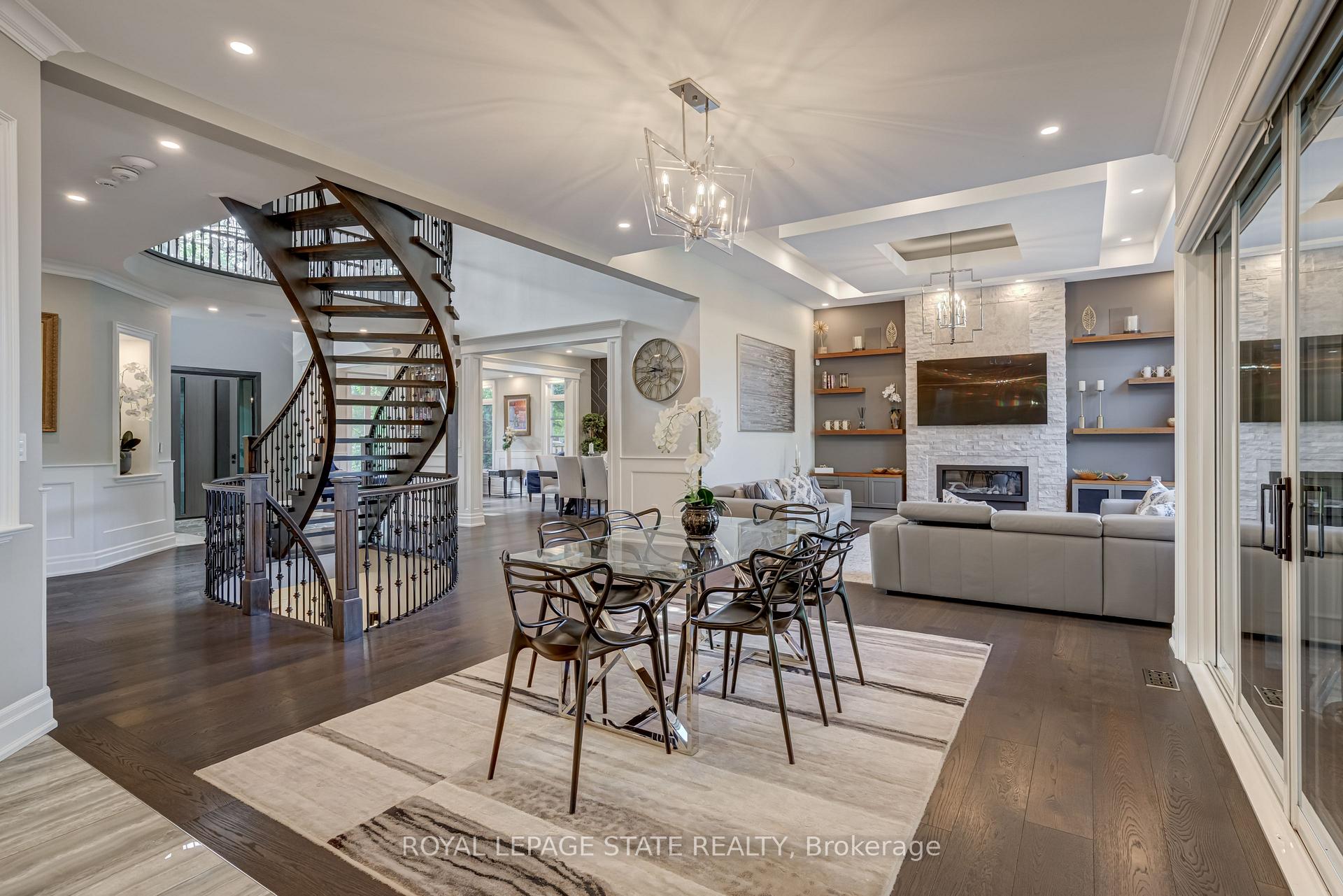 Photo 11 of 100 Seneca Drive, Hamilton, Ancaster — HOMEH