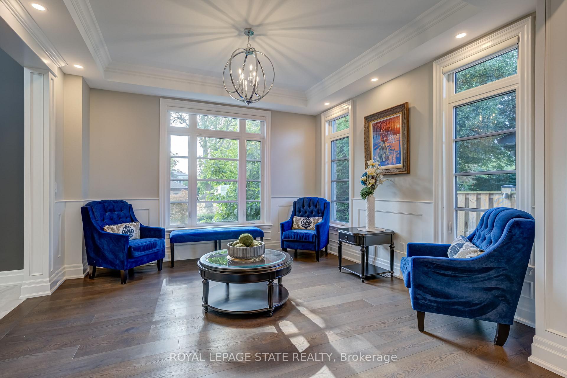 Photo 16 of 100 Seneca Drive, Hamilton, Ancaster — HOMEH