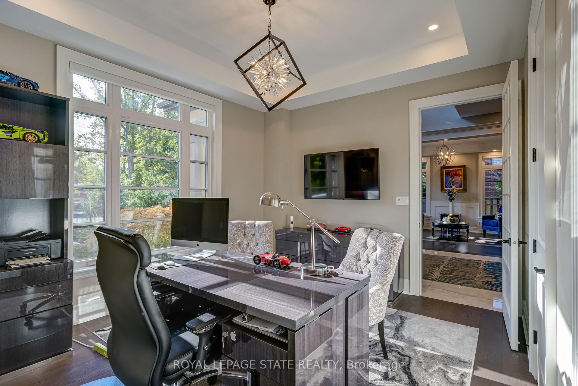 Photo 18 of 100 Seneca Drive, Hamilton, Ancaster — HOMEH