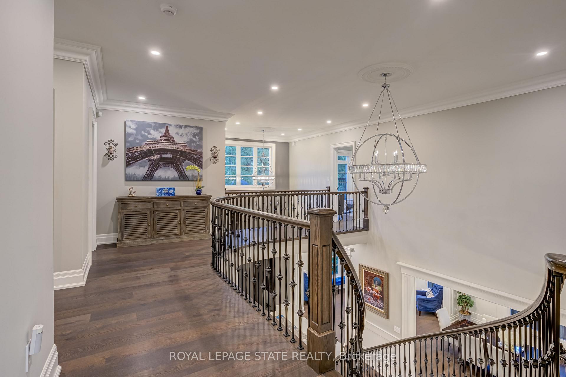 Photo 20 of 100 Seneca Drive, Hamilton, Ancaster — HOMEH