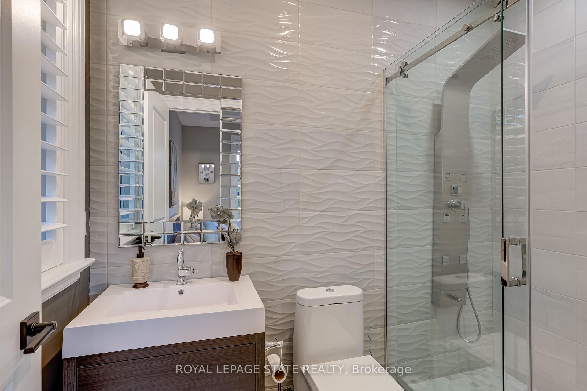 Photo 27 of 100 Seneca Drive, Hamilton, Ancaster — HOMEH