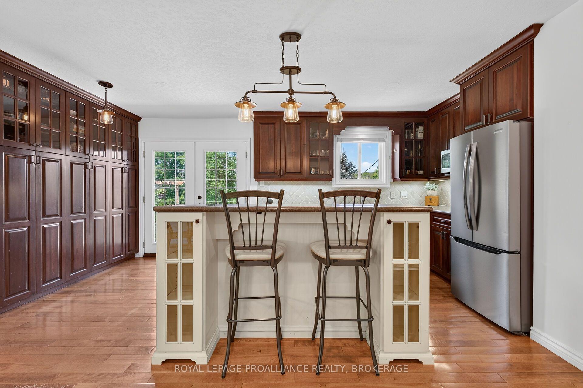 Photo 9 of 691 Aylmer Crescent, Kingston, South of Taylor-Kidd Blvd — HOMEH