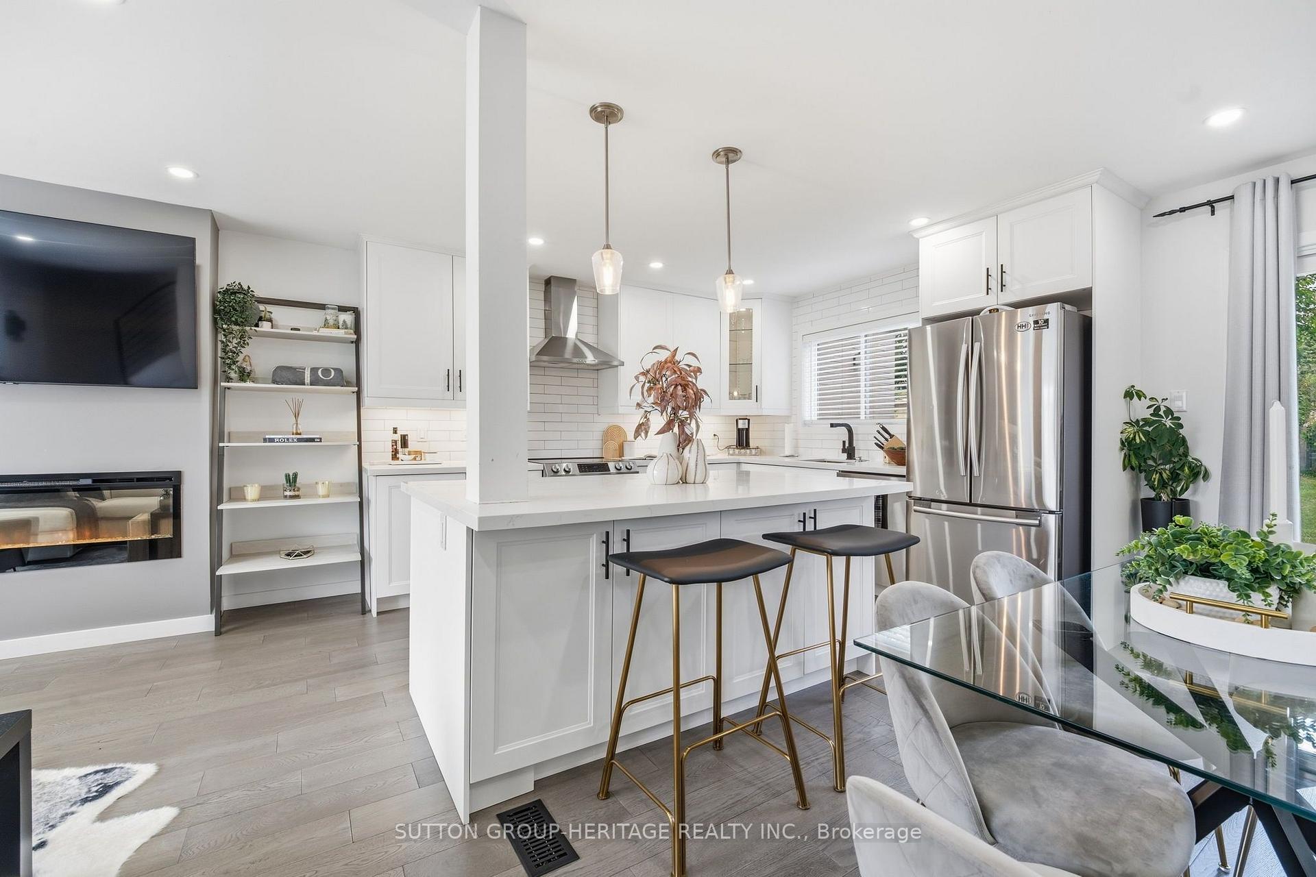 Photo 12 of 67 Madoc Drive, Brampton, Madoc — HOMEH