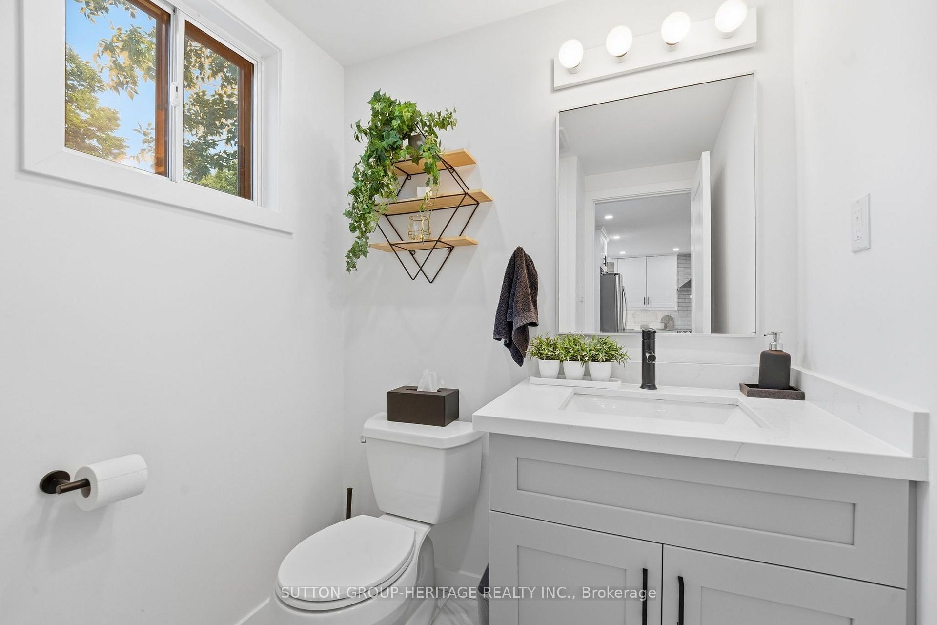 Photo 14 of 67 Madoc Drive, Brampton, Madoc — HOMEH