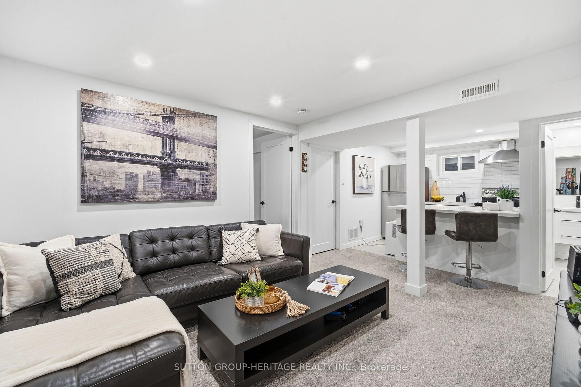 Photo 21 of 67 Madoc Drive, Brampton, Madoc — HOMEH