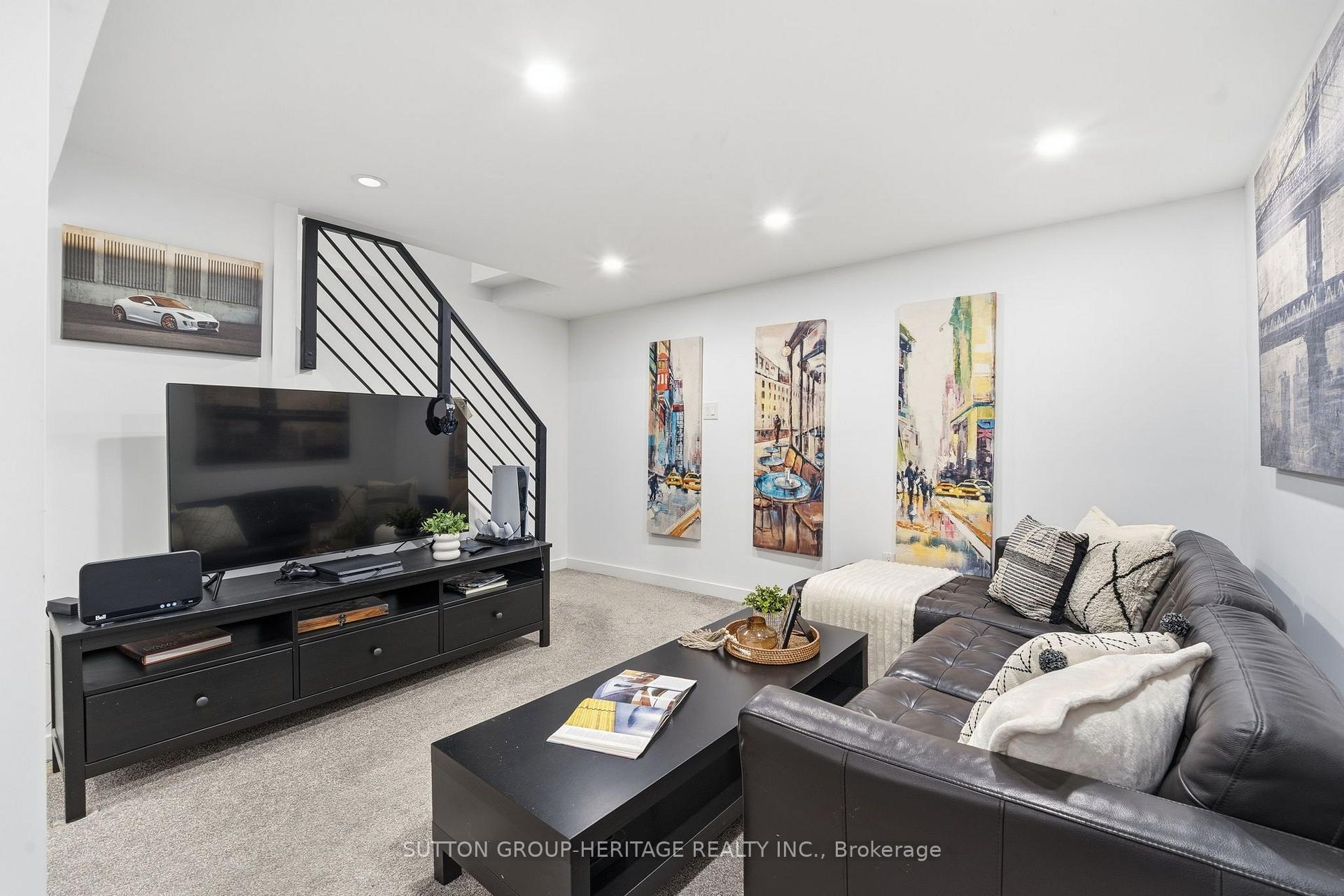 Photo 22 of 67 Madoc Drive, Brampton, Madoc — HOMEH