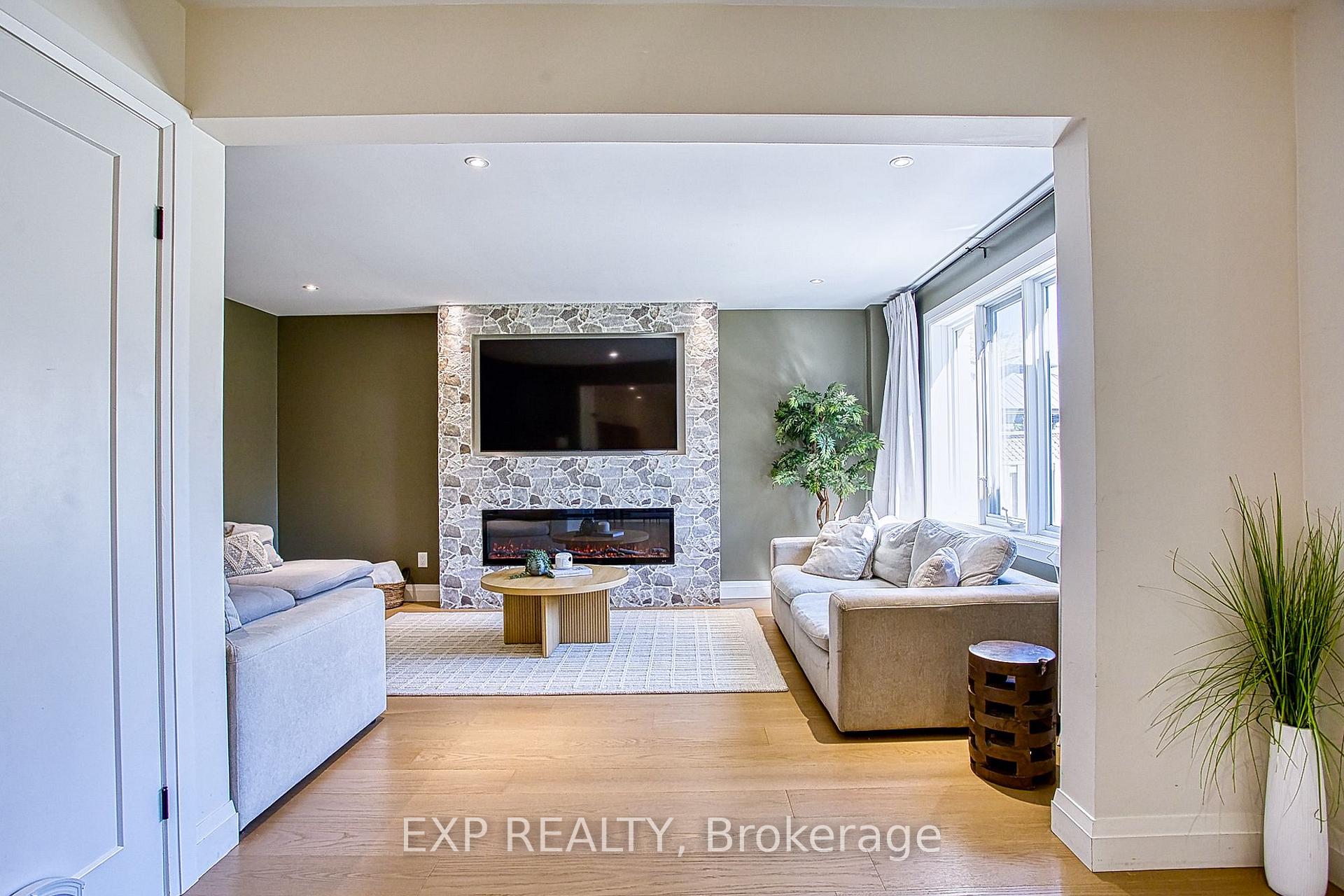 Photo 16 of 43 Spadara Drive, Hamilton, Falkirk — HOMEH