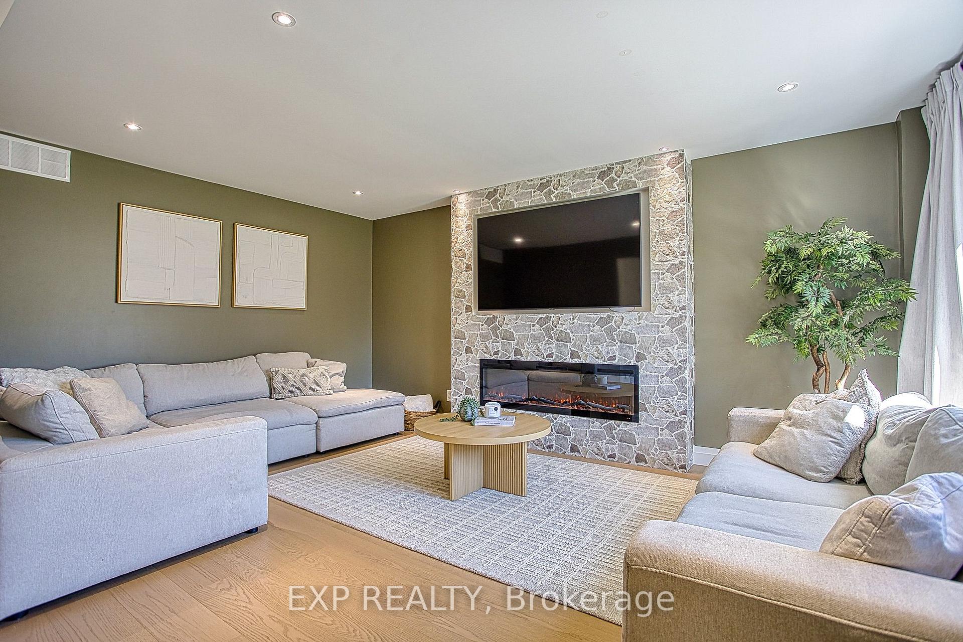Photo 17 of 43 Spadara Drive, Hamilton, Falkirk — HOMEH