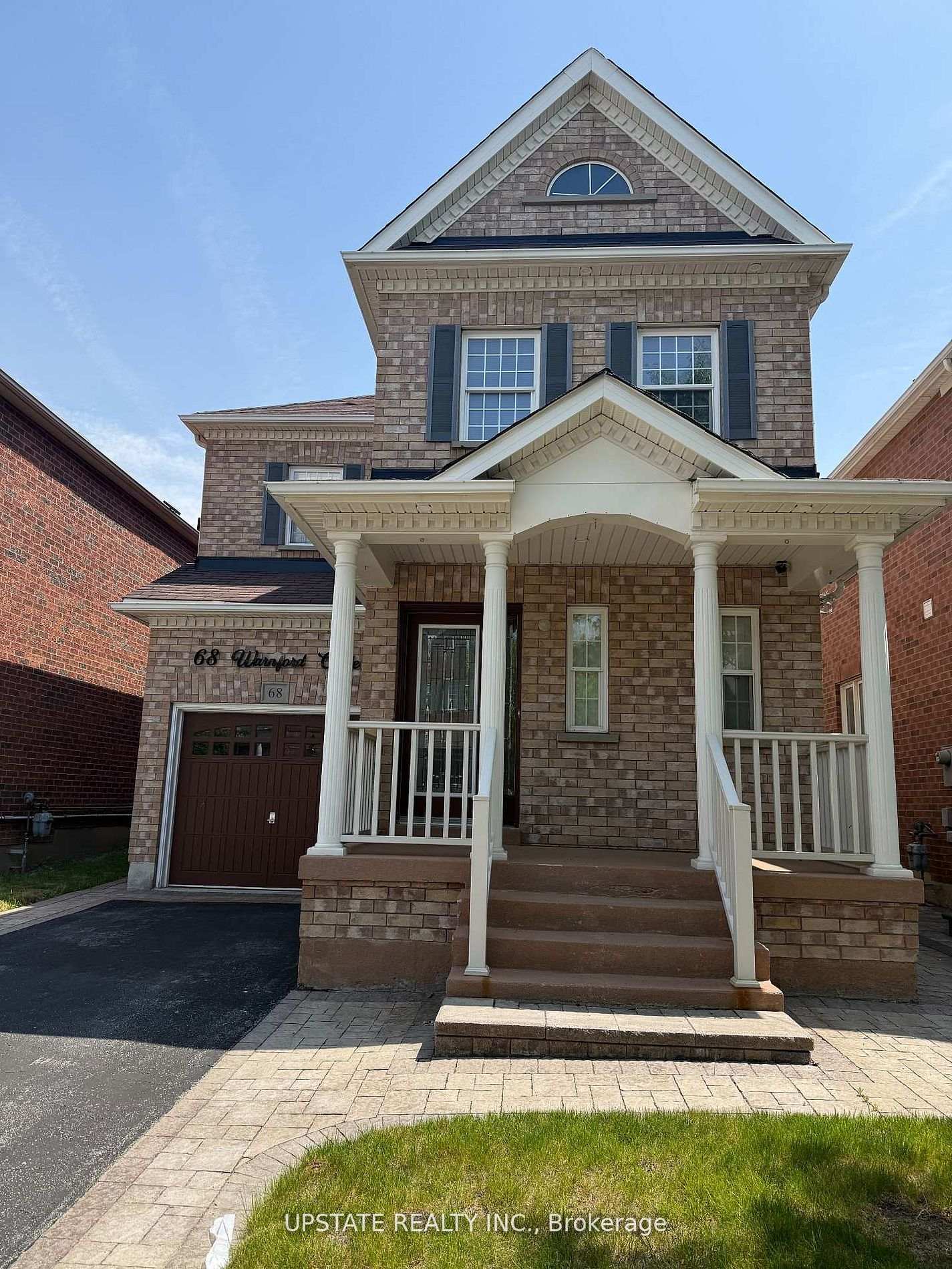 Photo 3 of 68 Warnford Circle, Ajax, Northeast Ajax — HOMEH