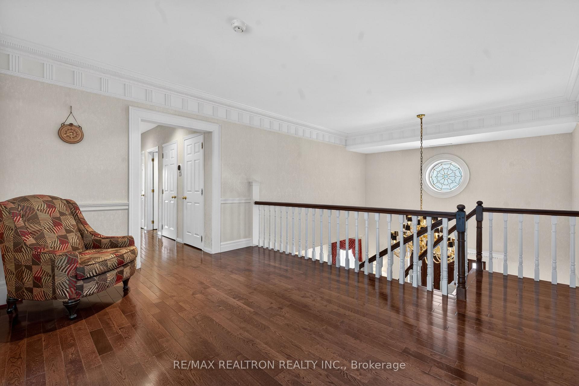 Photo 36 of 17 Old English Lane, Markham, Bayview Glen — HOMEH