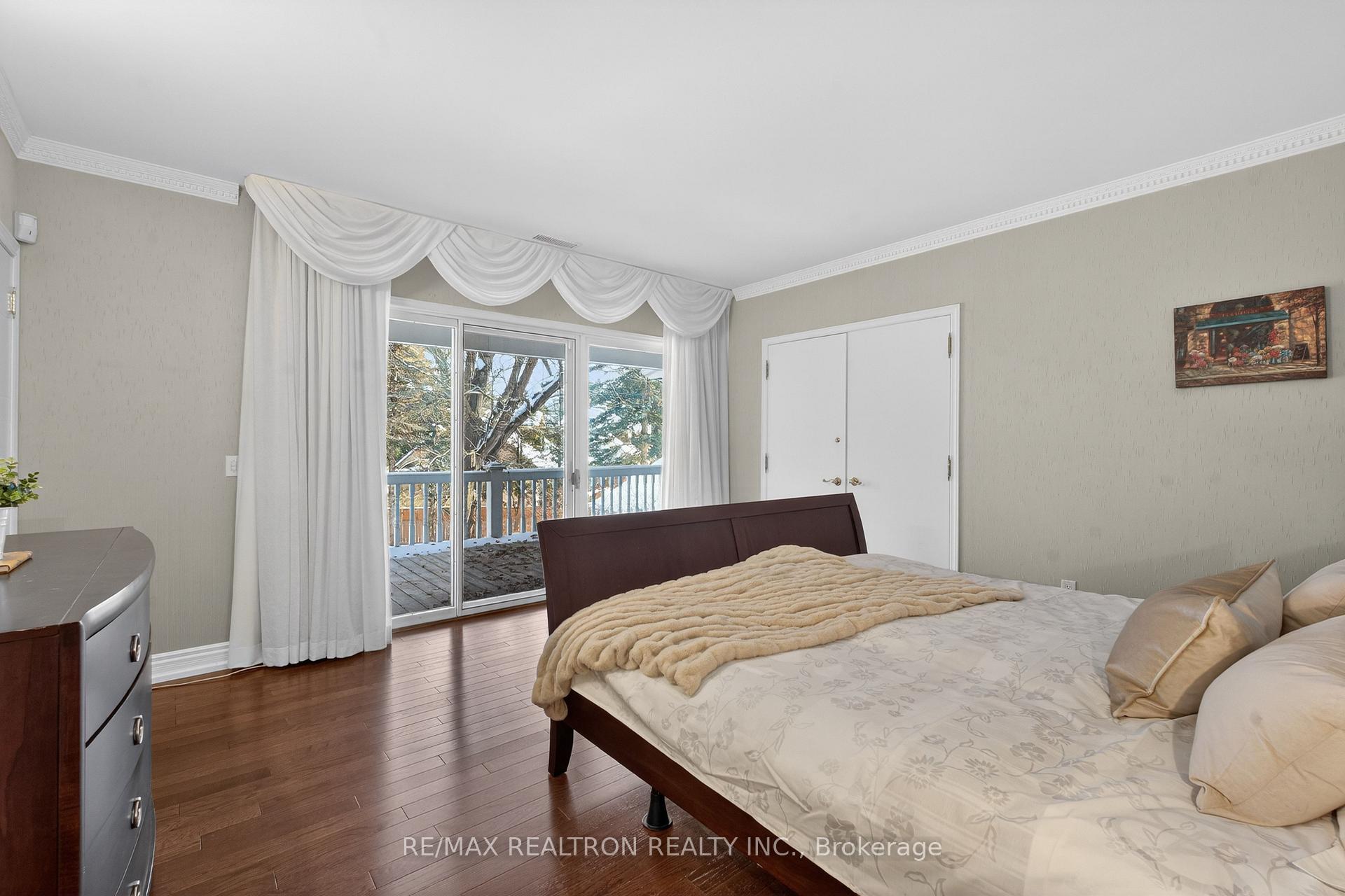 Photo 42 of 17 Old English Lane, Markham, Bayview Glen — HOMEH