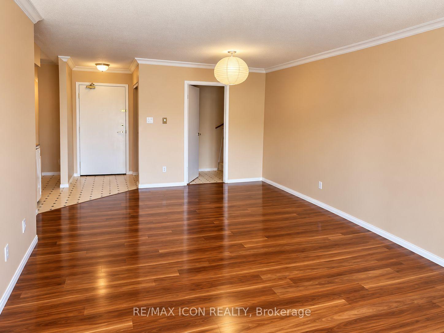 Photo 5 of Unit 308, 5 Jacksway Crescent, London, North G — HOMEH