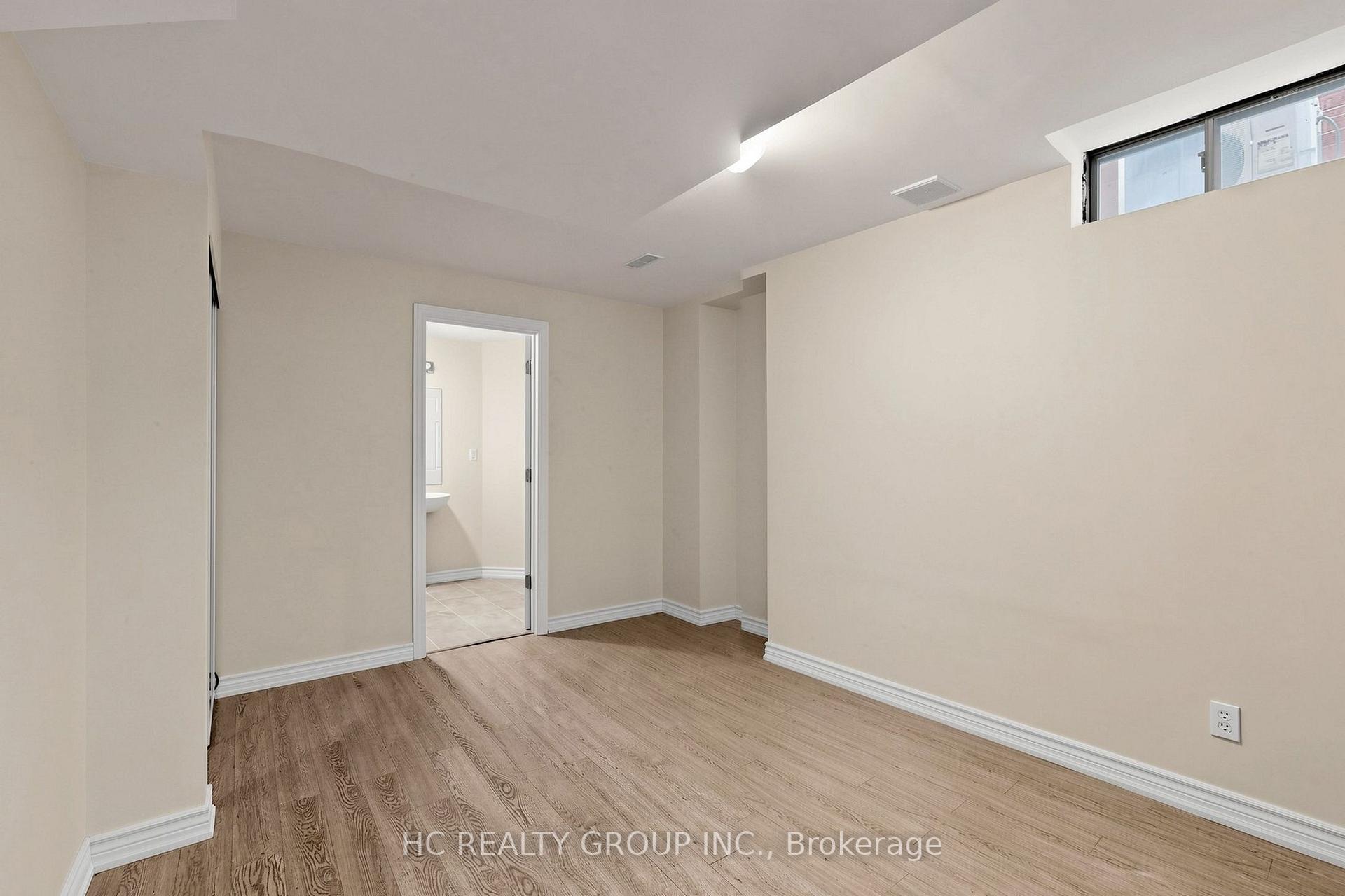 Photo 23 of 180 Trail Ridge Lane, Markham, Berczy — HOMEH