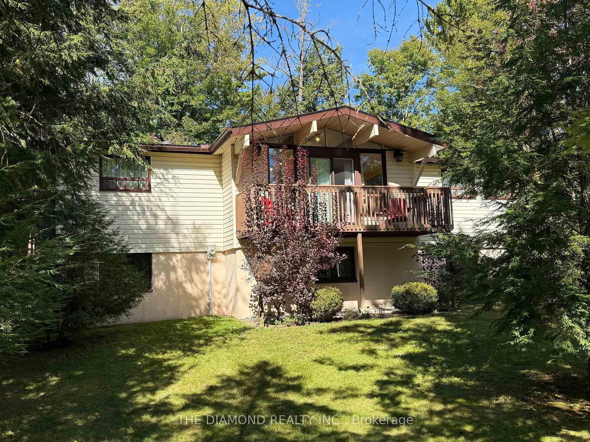 Photo 3 of 177 Moreau Parkway, Tiny, Rural Tiny — HOMEH