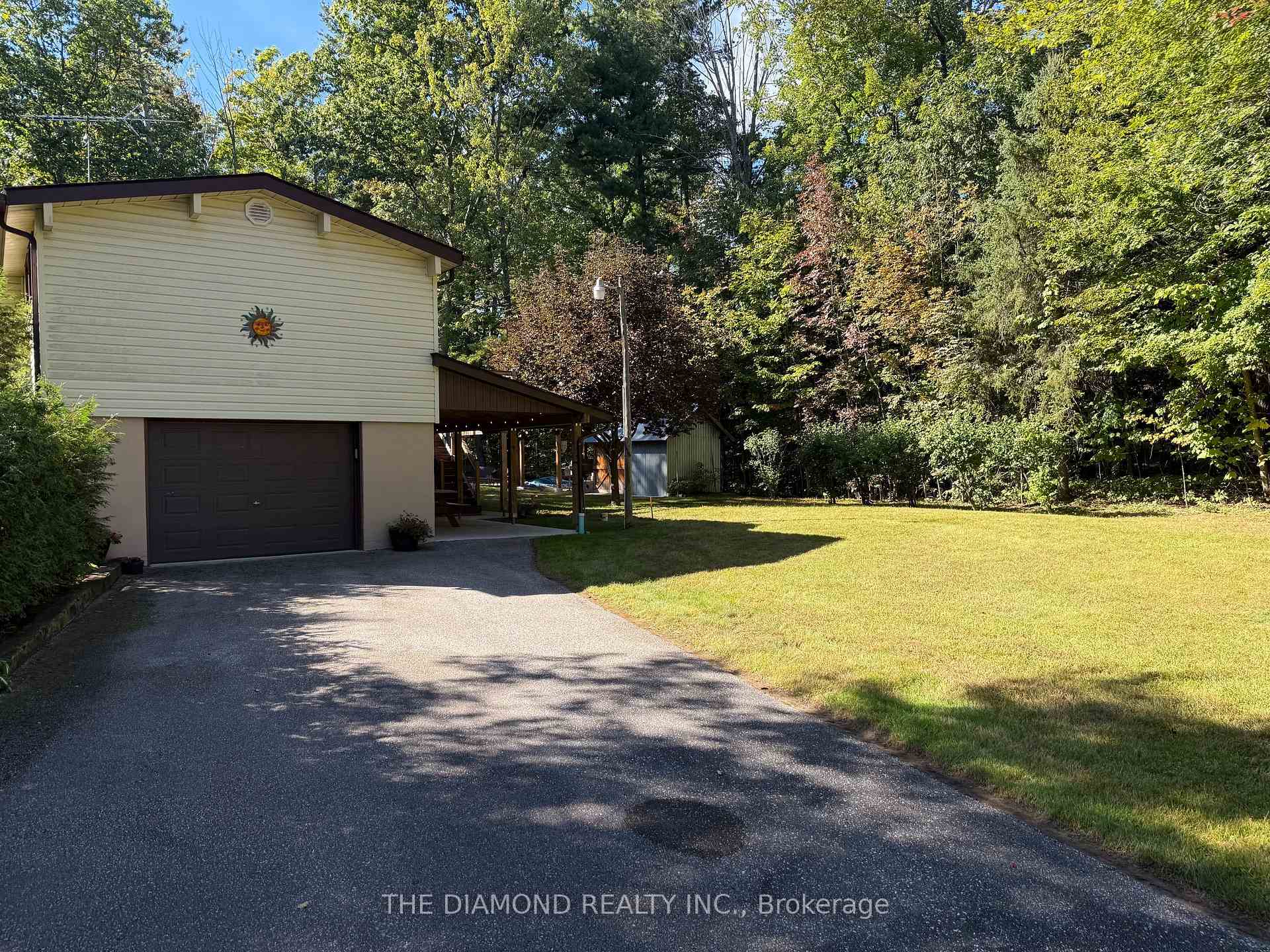 Photo 2 of 177 Moreau Parkway, Tiny, Rural Tiny — HOMEH