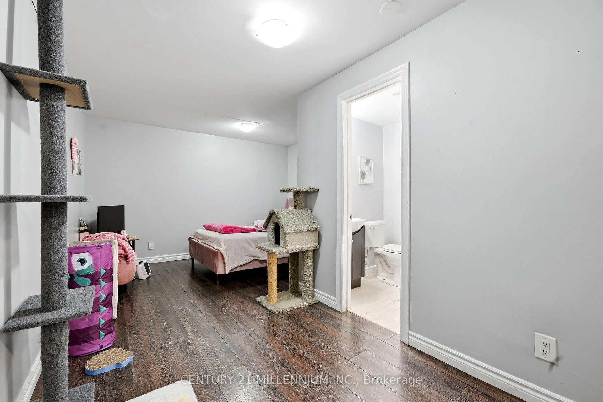 Photo 43 of 55 Ridgehill Drive, Brampton, Brampton South — HOMEH