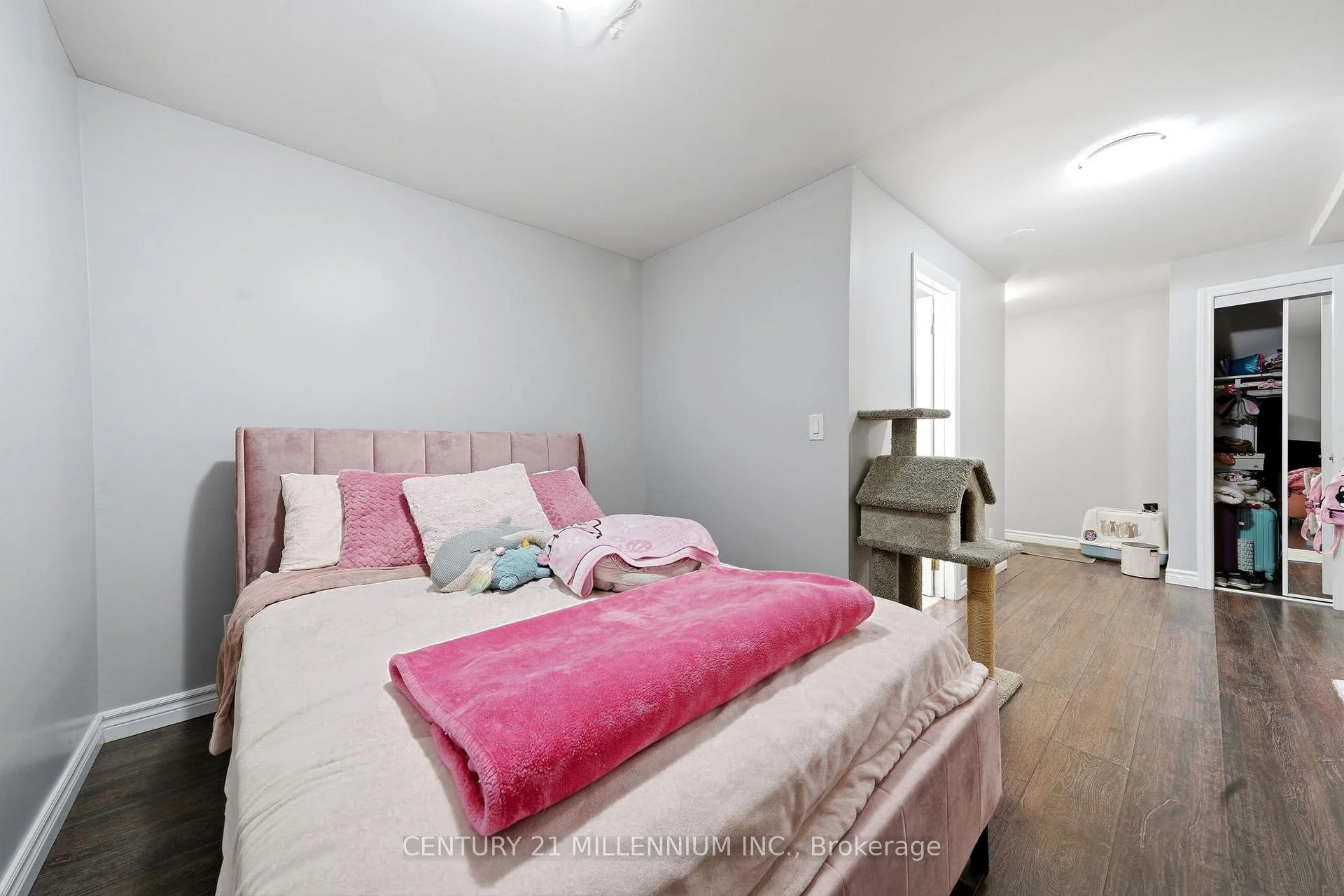 Photo 44 of 55 Ridgehill Drive, Brampton, Brampton South — HOMEH