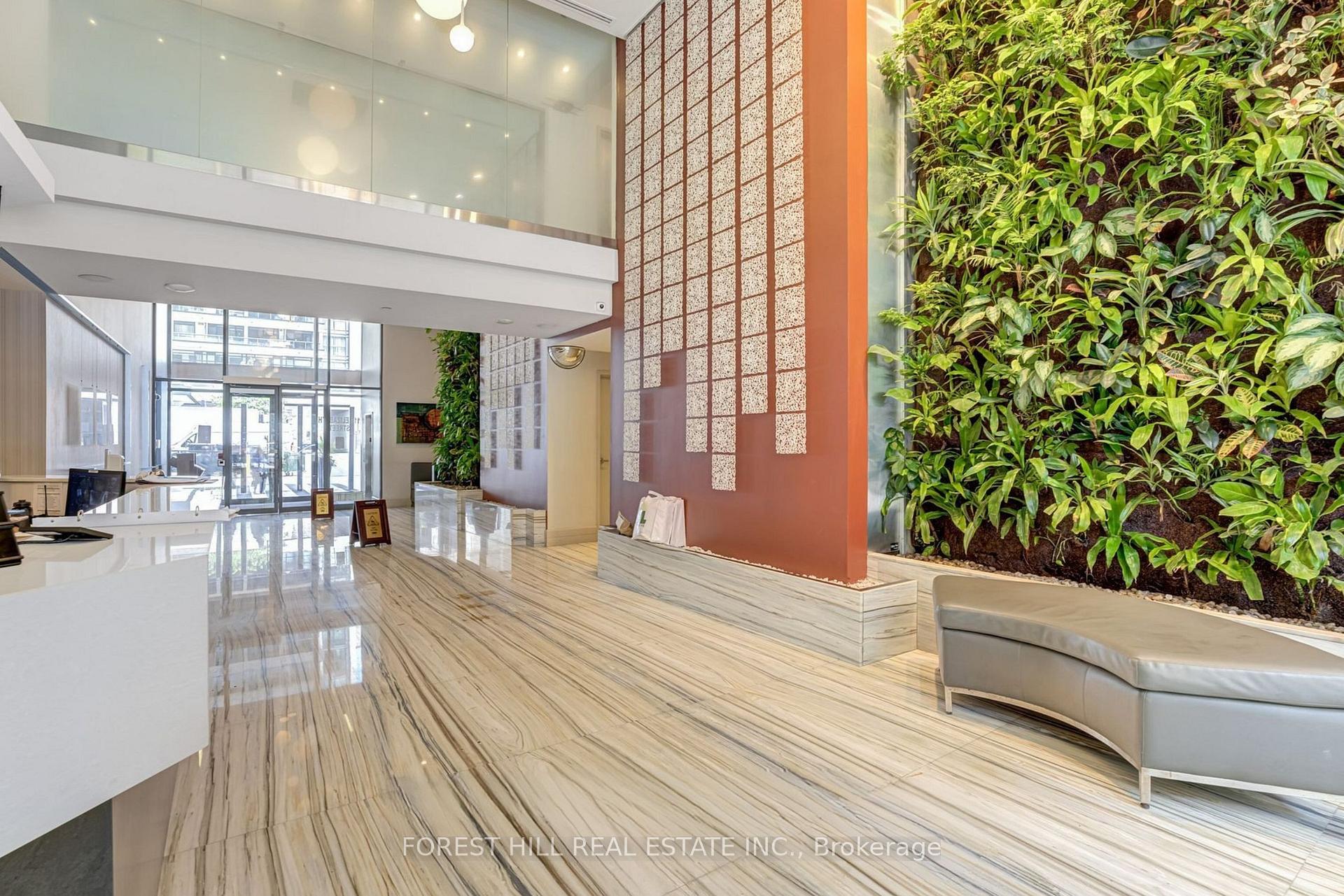 Photo 5 of Unit 917, 111 Elizabeth Street, Toronto, Bay Street Corridor — HOMEH