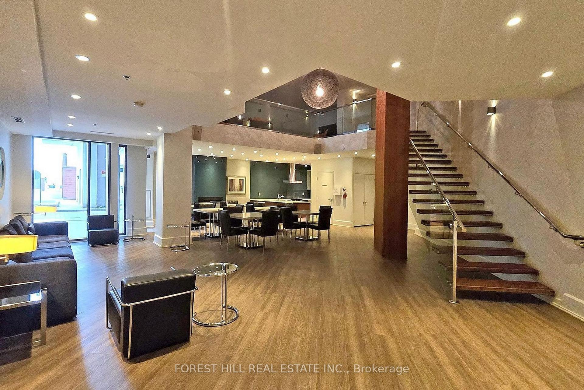 Photo 7 of Unit 917, 111 Elizabeth Street, Toronto, Bay Street Corridor — HOMEH