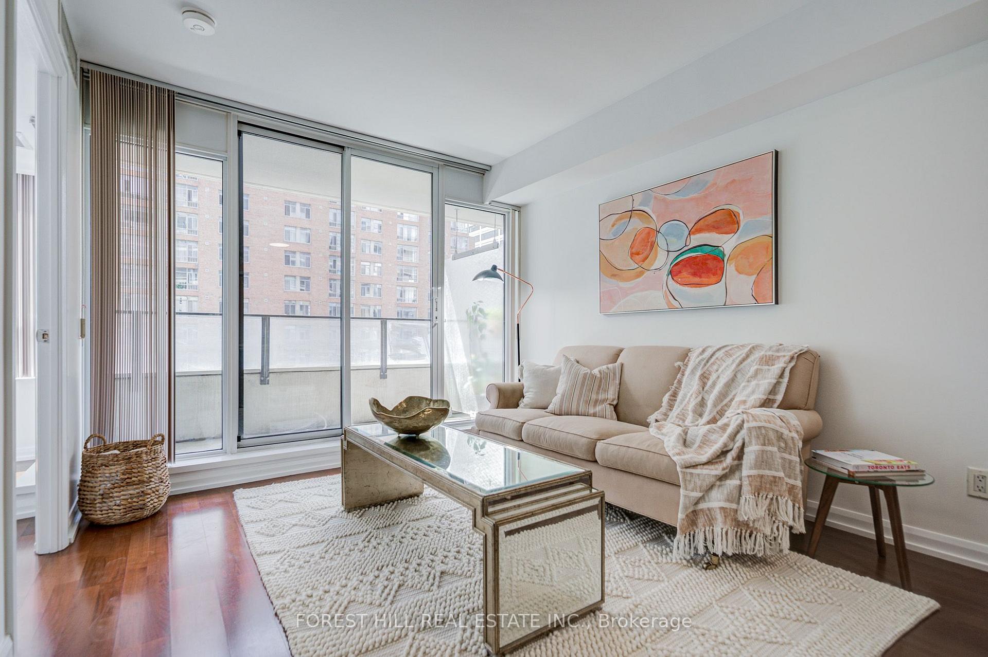 Photo 10 of Unit 917, 111 Elizabeth Street, Toronto, Bay Street Corridor — HOMEH