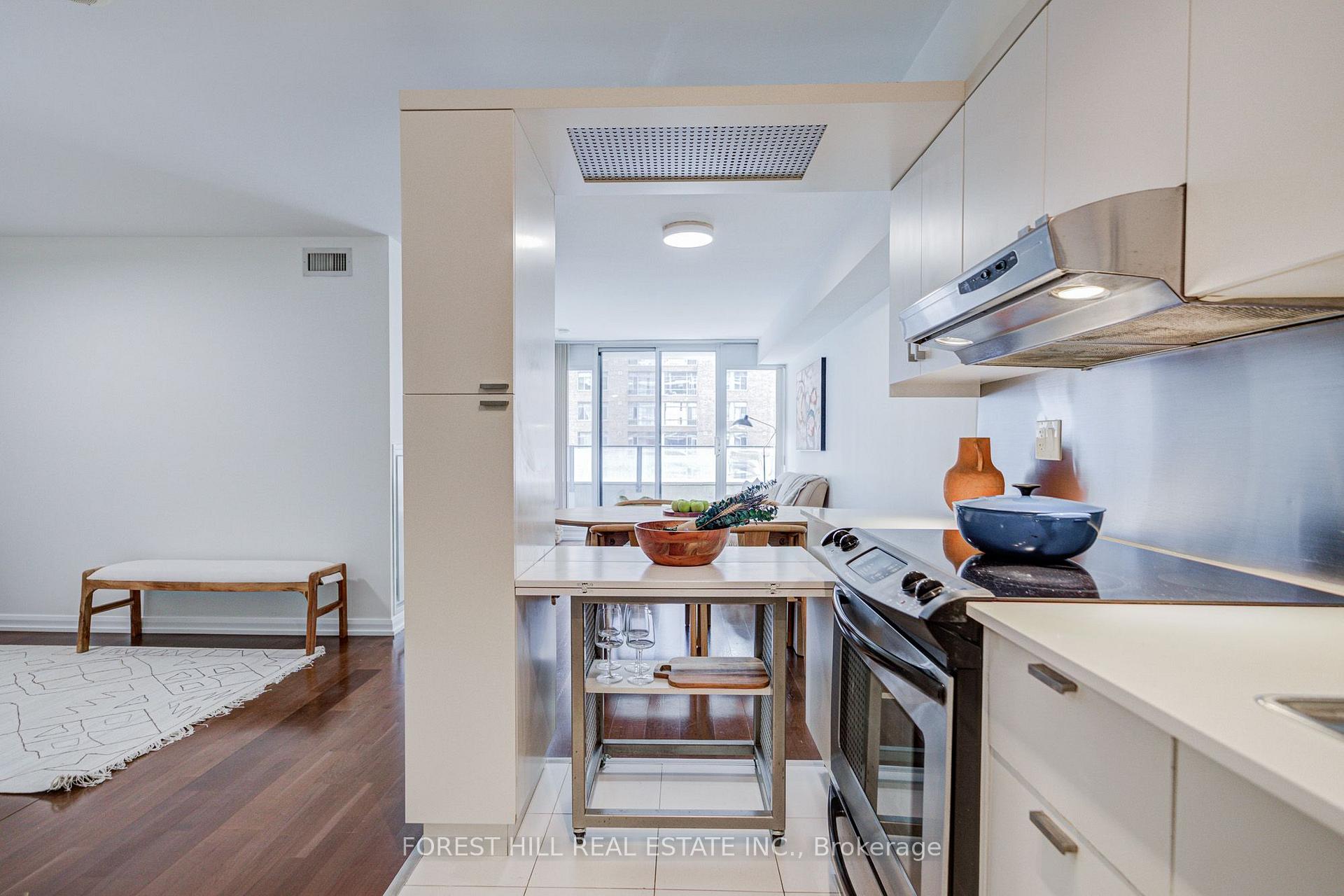 Photo 20 of Unit 917, 111 Elizabeth Street, Toronto, Bay Street Corridor — HOMEH