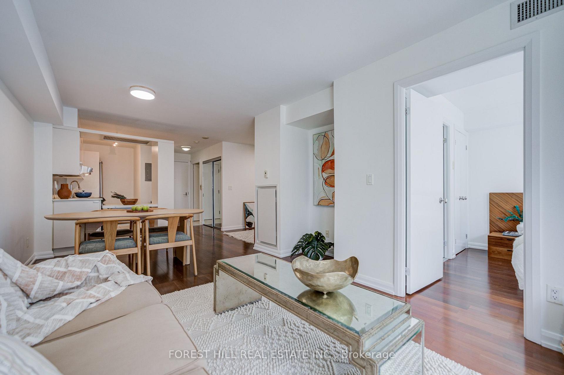 Photo 26 of Unit 917, 111 Elizabeth Street, Toronto, Bay Street Corridor — HOMEH