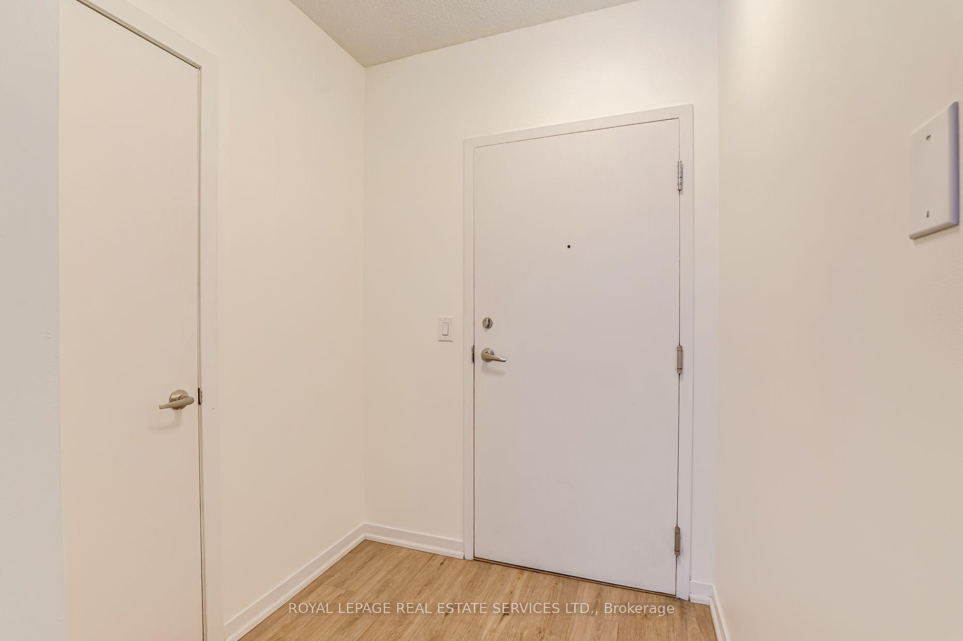 Photo 5 of Unit 107, 38 Joe Shuster Way, Toronto, Niagara — HOMEH