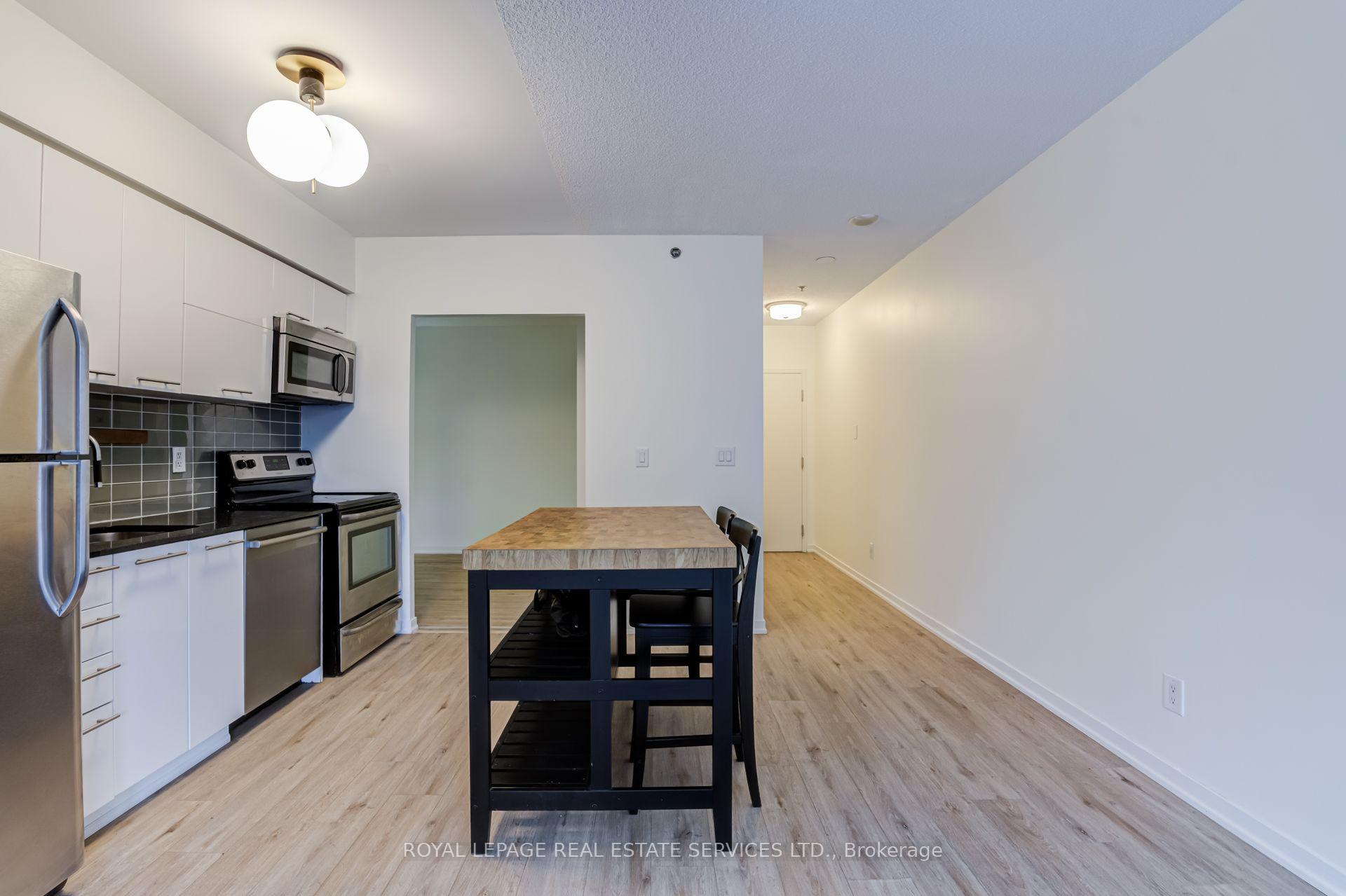 Photo 11 of Unit 107, 38 Joe Shuster Way, Toronto, Niagara — HOMEH