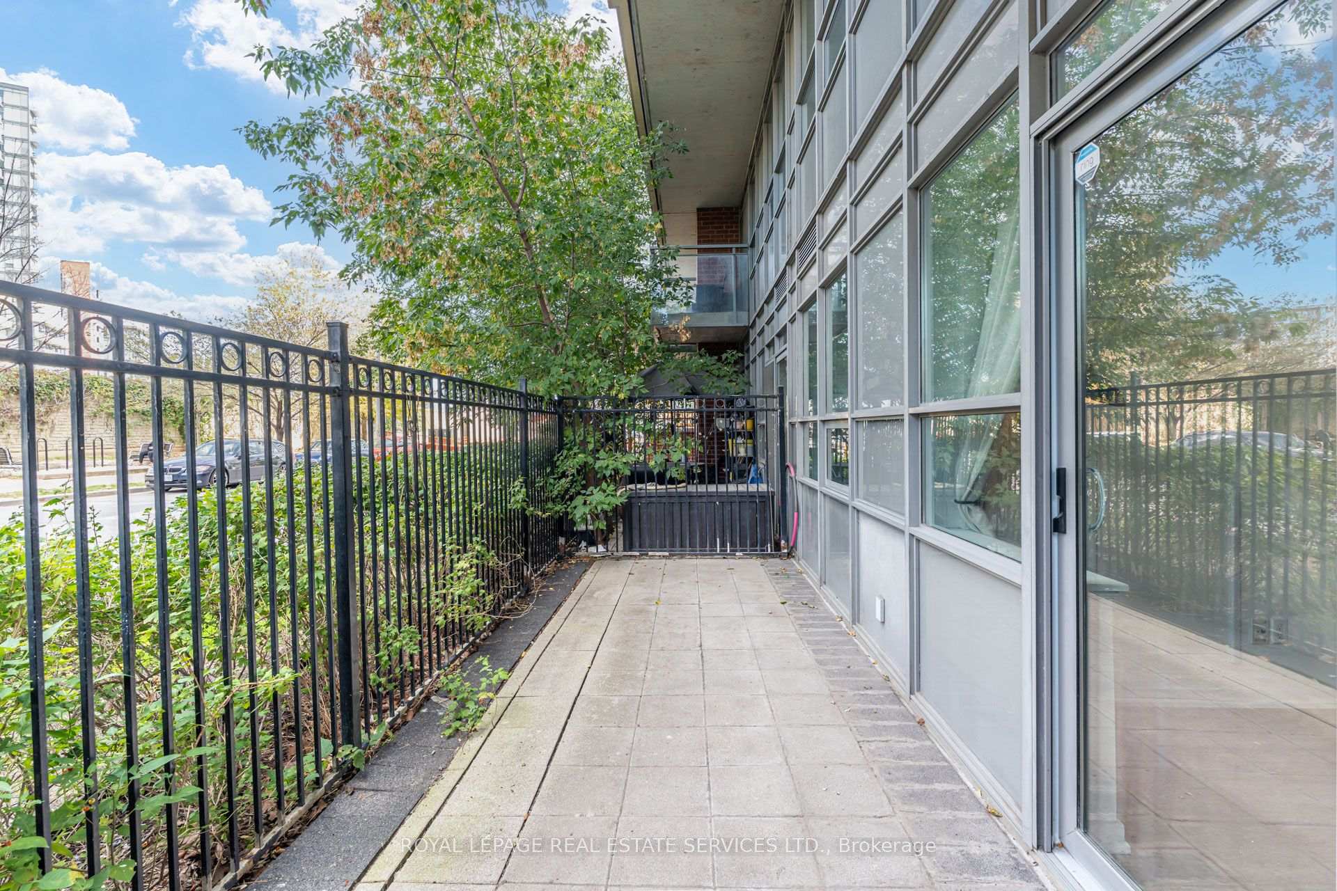 Photo 24 of Unit 107, 38 Joe Shuster Way, Toronto, Niagara — HOMEH