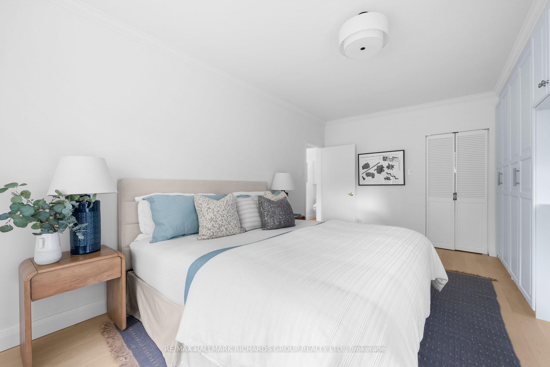 Photo 10 of Unit 845, 21 Dale Avenue, Toronto, Rosedale-Moore Park — HOMEH