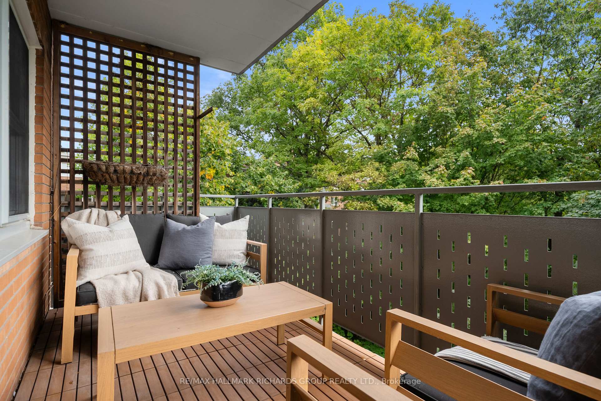 Photo 11 of Unit 845, 21 Dale Avenue, Toronto, Rosedale-Moore Park — HOMEH