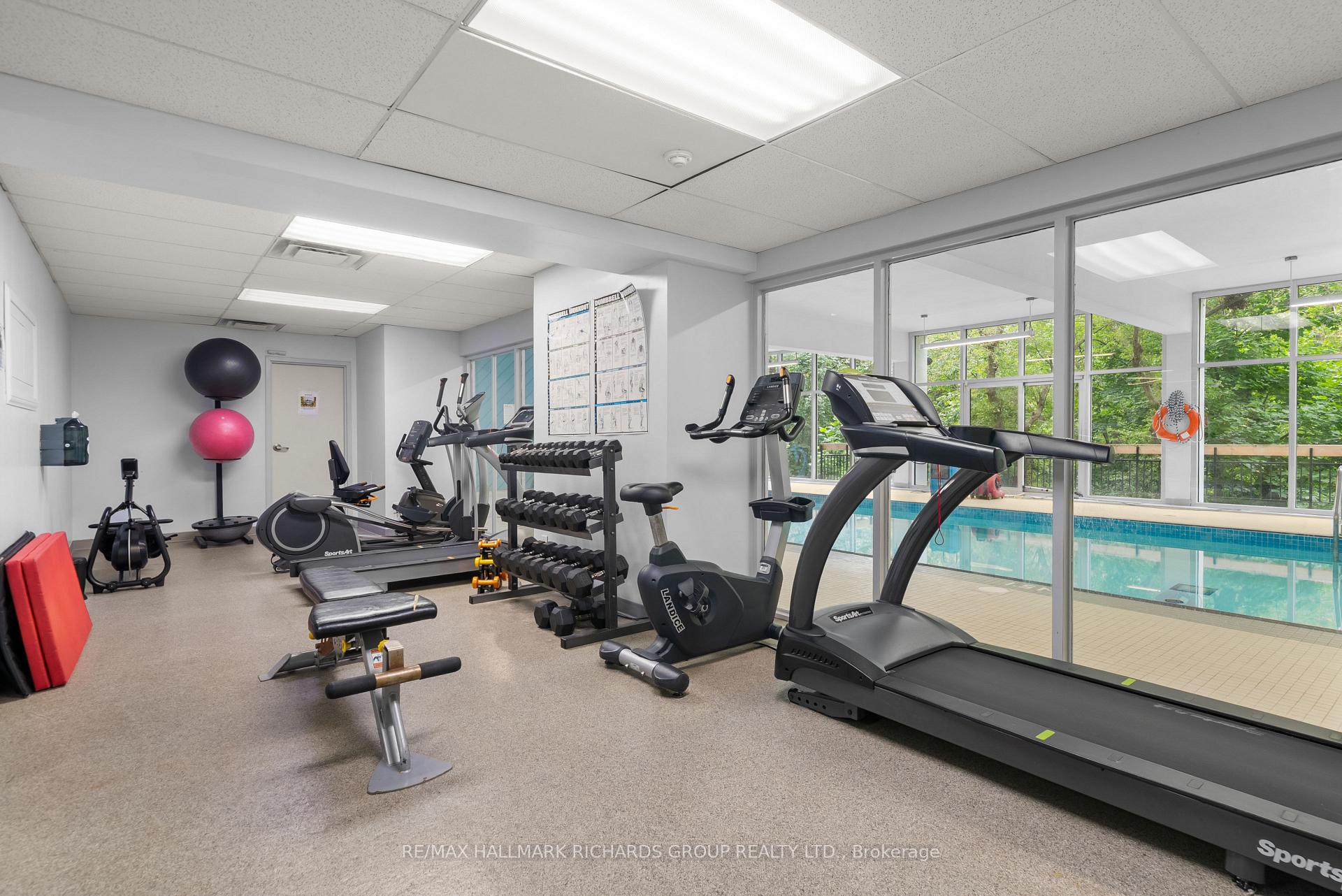 Photo 19 of Unit 845, 21 Dale Avenue, Toronto, Rosedale-Moore Park — HOMEH
