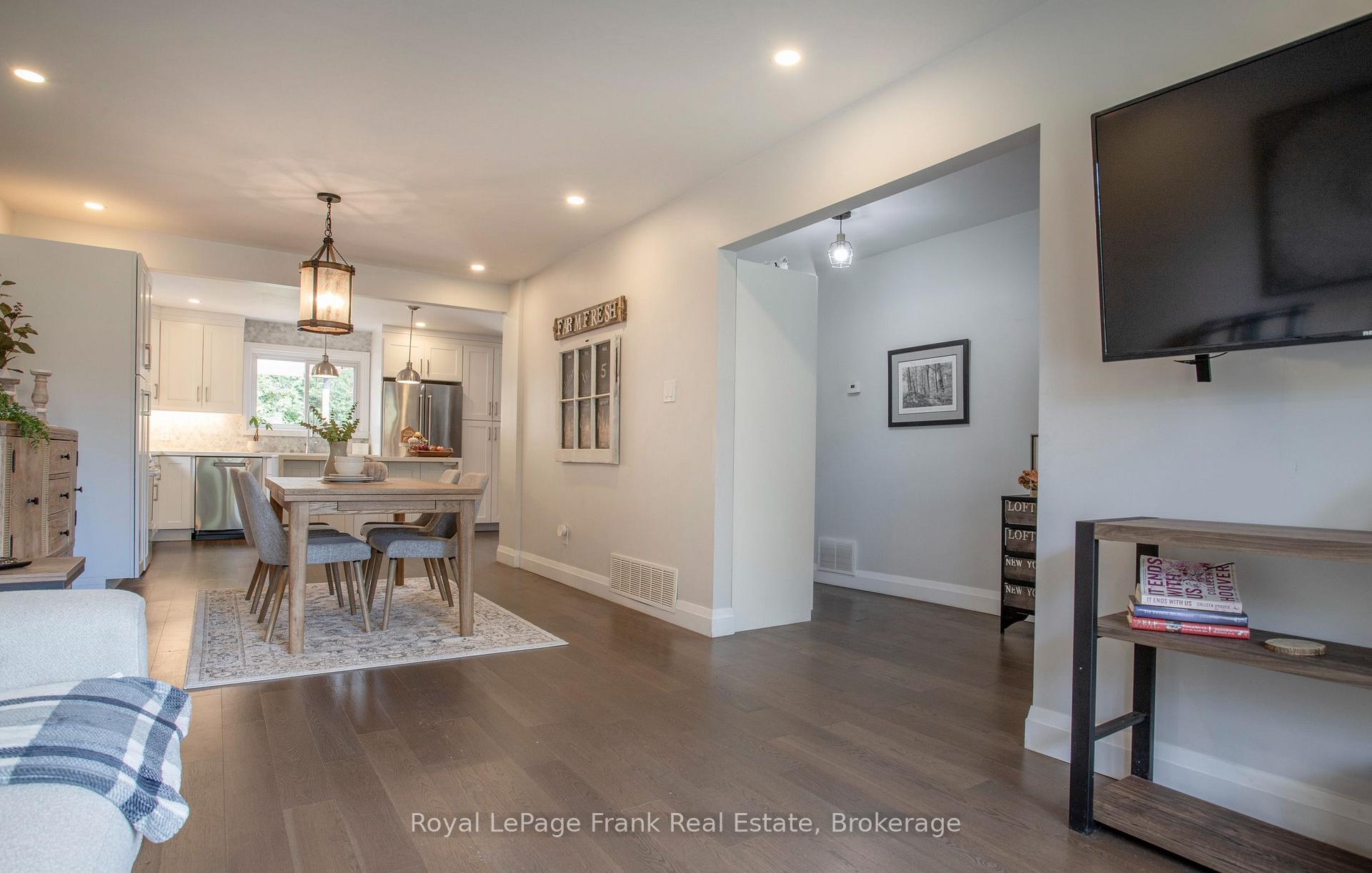 Photo 9 of 5 Alonna Street, Clarington, Bowmanville — HOMEH