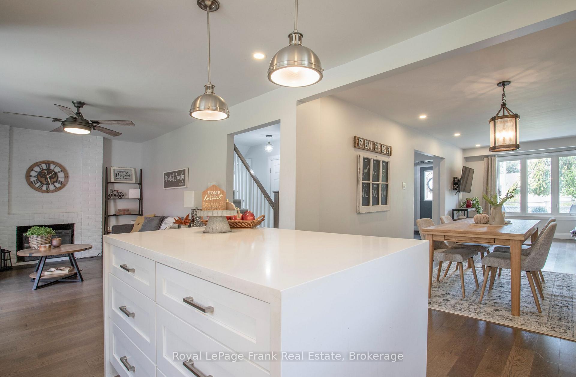 Photo 19 of 5 Alonna Street, Clarington, Bowmanville — HOMEH