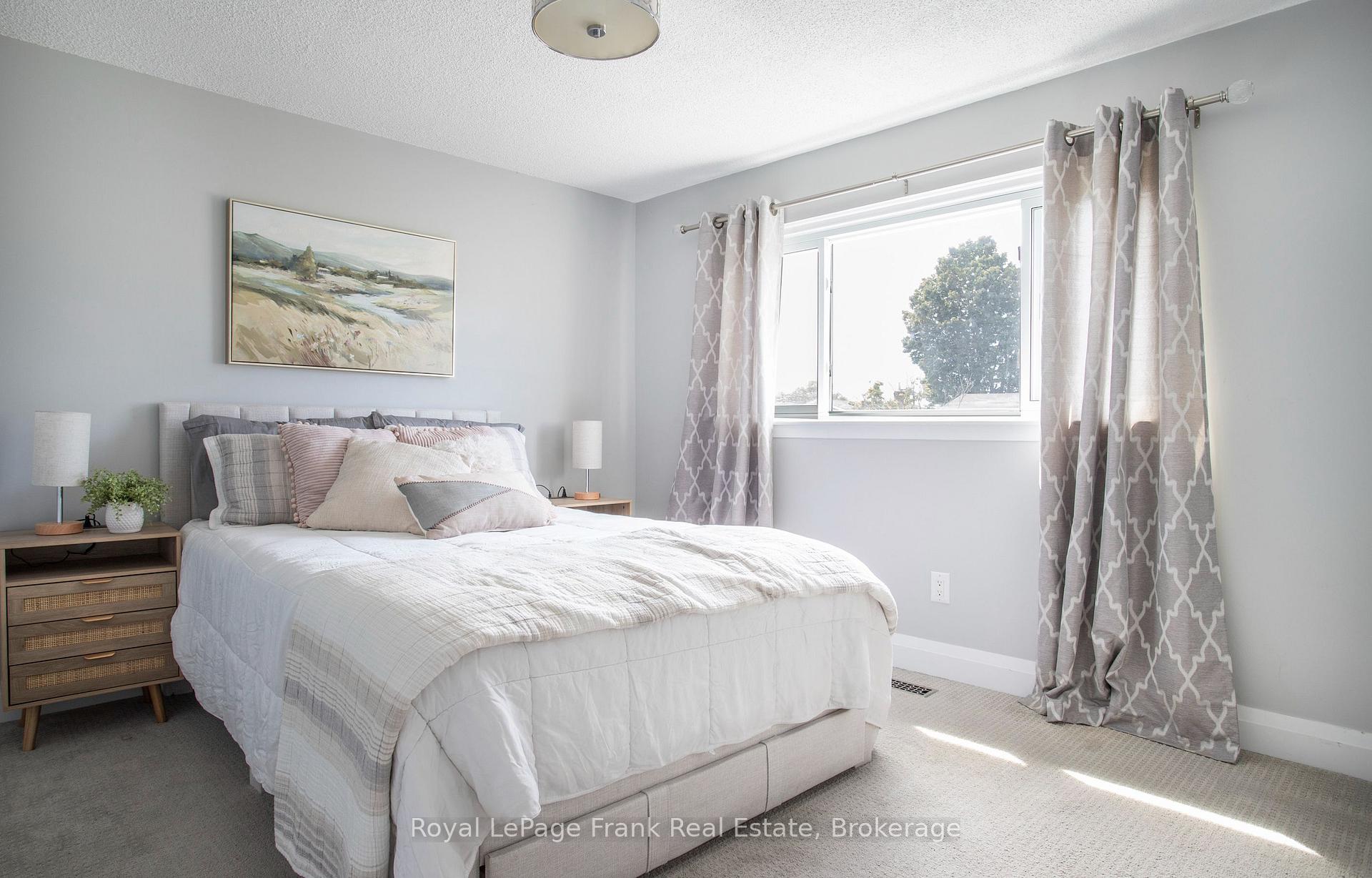 Photo 30 of 5 Alonna Street, Clarington, Bowmanville — HOMEH