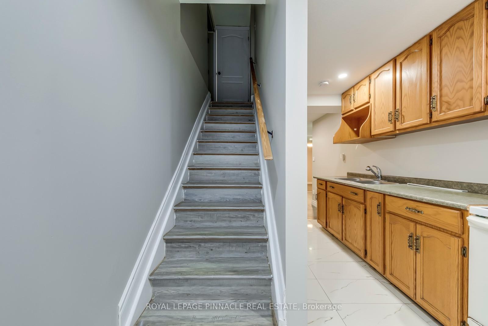 Photo 11 of Unit Lower, 11 Frankfurt Street, Kitchener, Huron Park — HOMEH