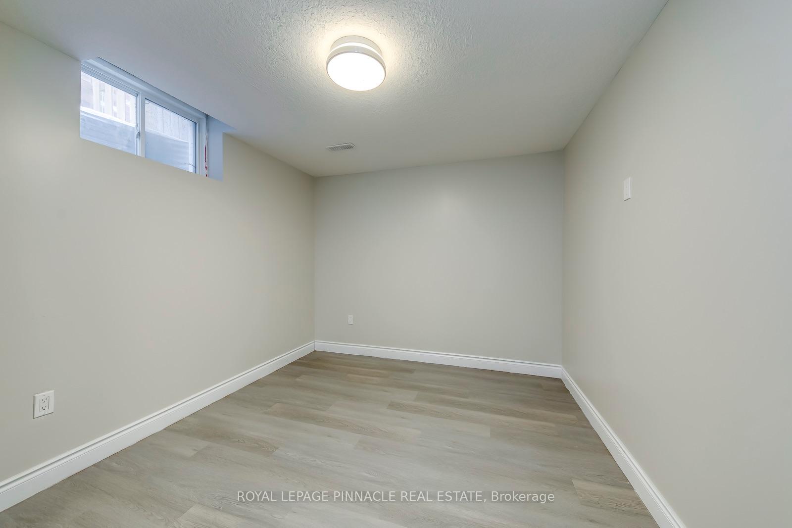 Photo 7 of Unit Lower, 11 Frankfurt Street, Kitchener, Huron Park — HOMEH