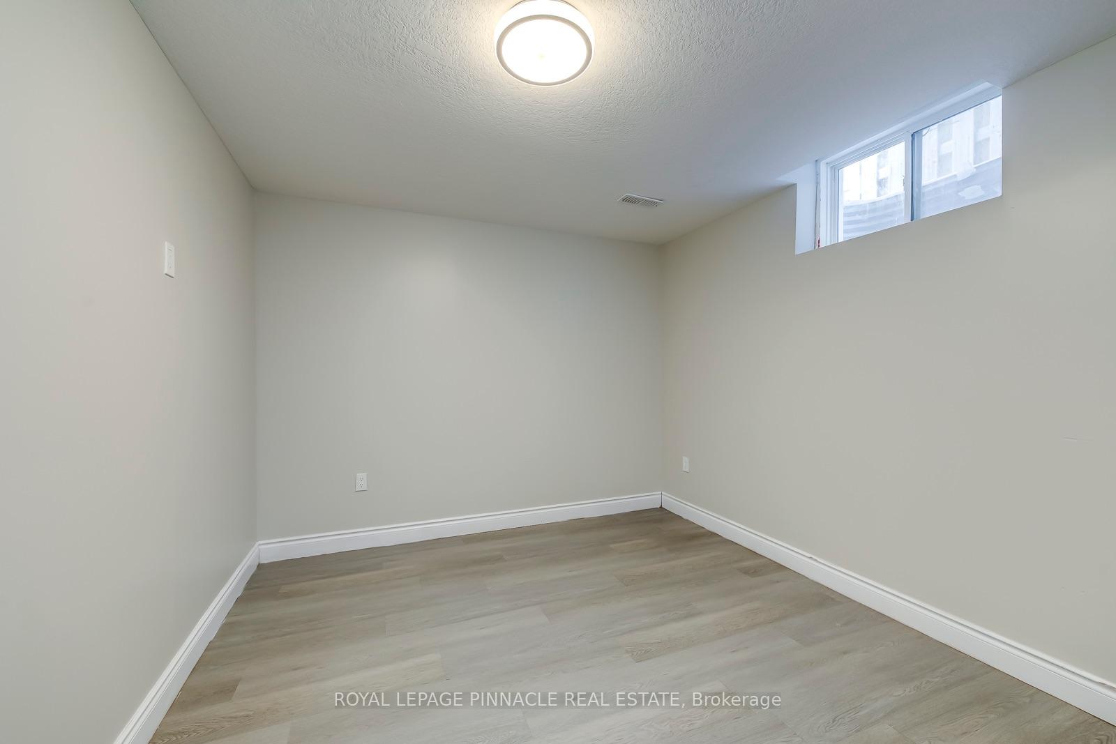 Photo 5 of Unit Lower, 11 Frankfurt Street, Kitchener, Huron Park — HOMEH