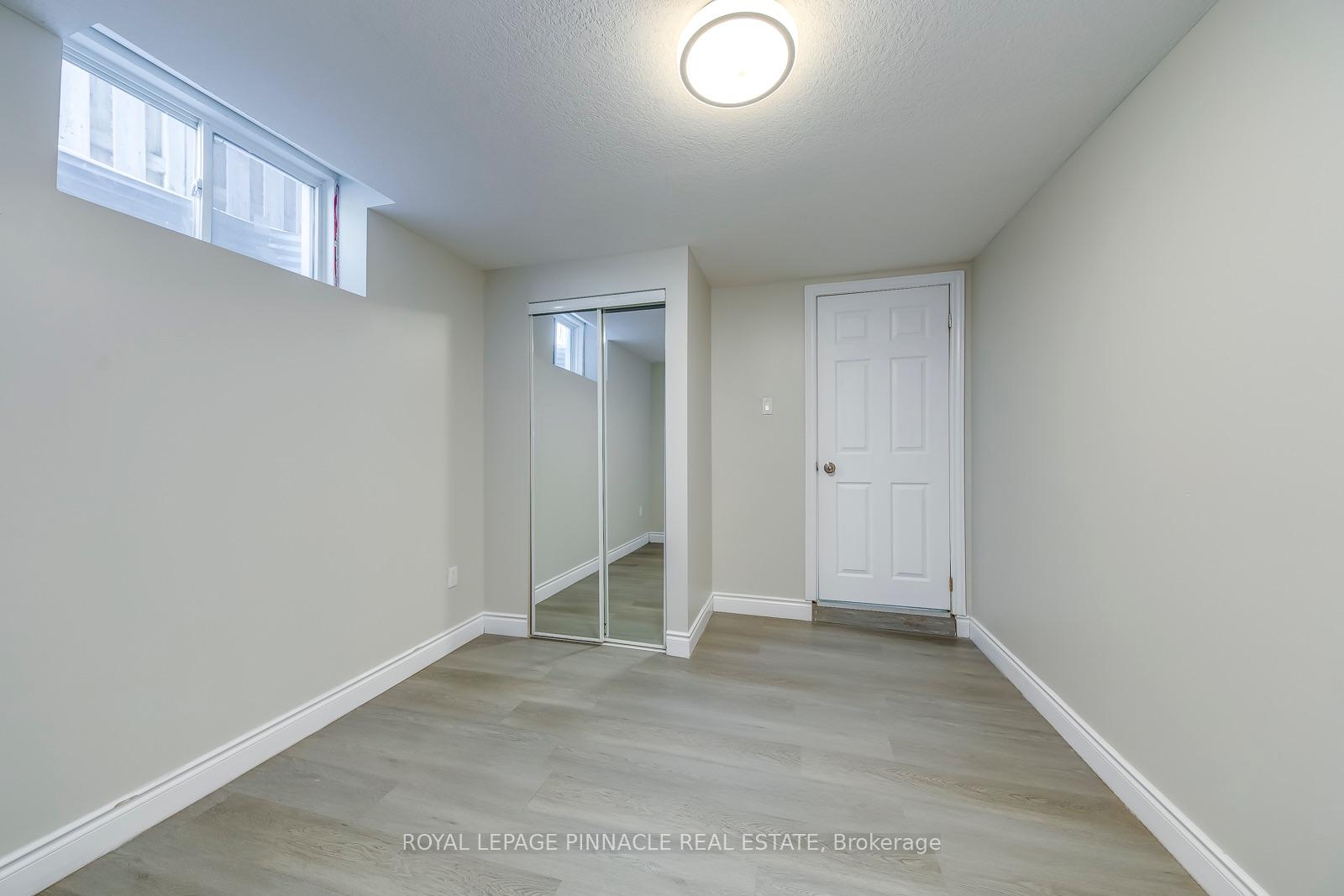 Photo 4 of Unit Lower, 11 Frankfurt Street, Kitchener, Huron Park — HOMEH