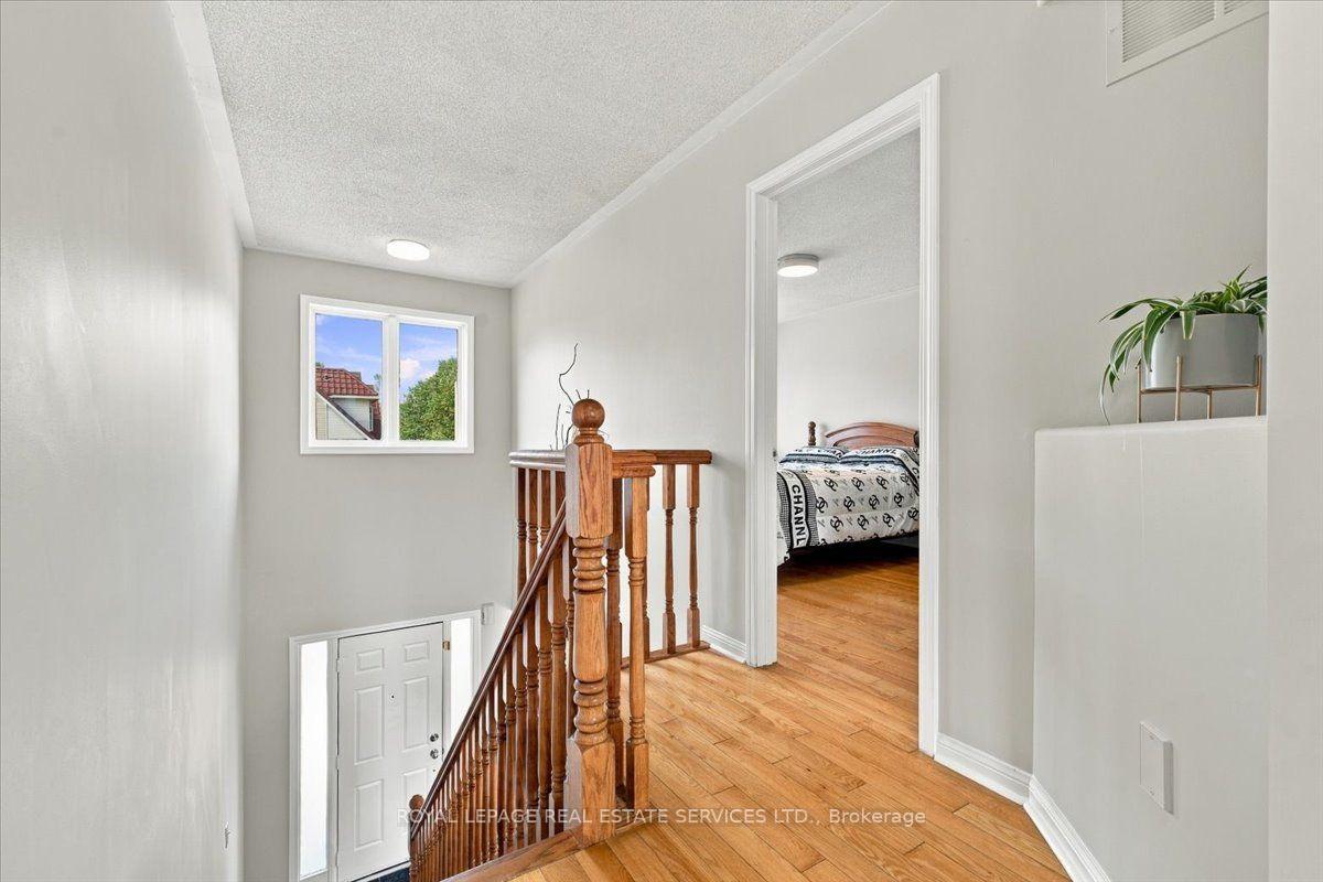 Photo 15 of 5180 Oakley Drive, Burlington, Orchard — HOMEH