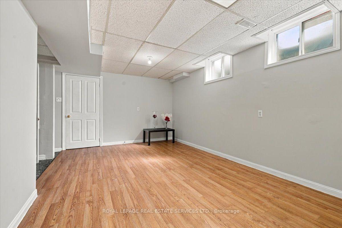 Photo 24 of 5180 Oakley Drive, Burlington, Orchard — HOMEH