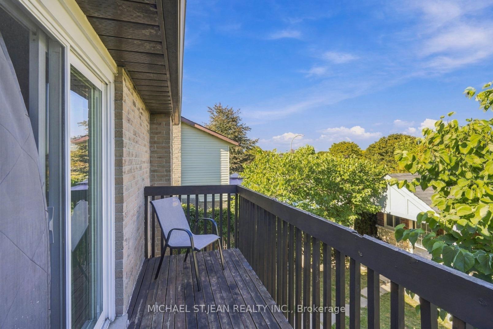 Photo 44 of 32 Twinoaks Crescent, Hamilton, Stoney Creek — HOMEH