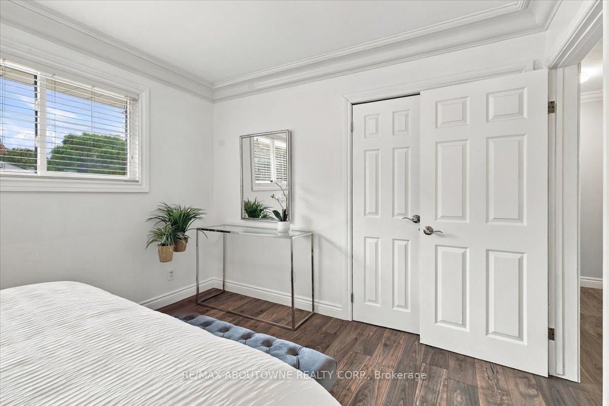 Photo 21 of 340 Duncombe Drive, Burlington, Appleby — HOMEH