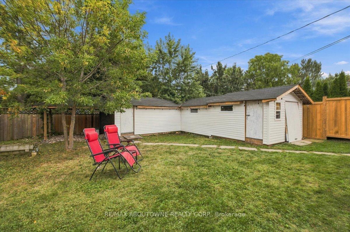 Photo 37 of 340 Duncombe Drive, Burlington, Appleby — HOMEH
