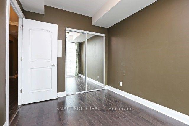 Photo 7 of Unit 4001, 16 Harbour Street, Toronto, Waterfront Communities — HOMEH