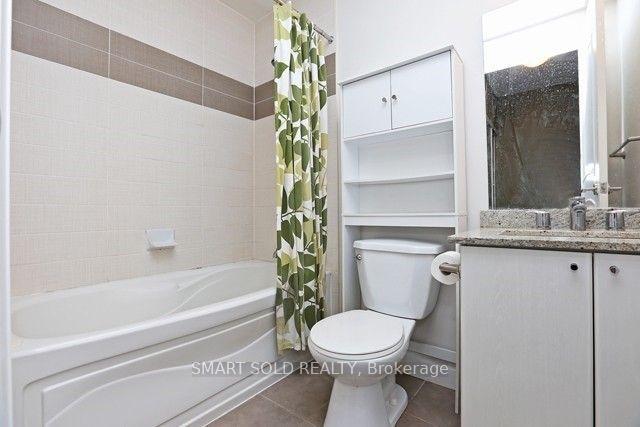 Photo 9 of Unit 4001, 16 Harbour Street, Toronto, Waterfront Communities — HOMEH
