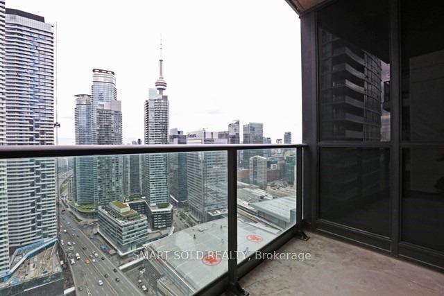 Photo 12 of Unit 4001, 16 Harbour Street, Toronto, Waterfront Communities — HOMEH