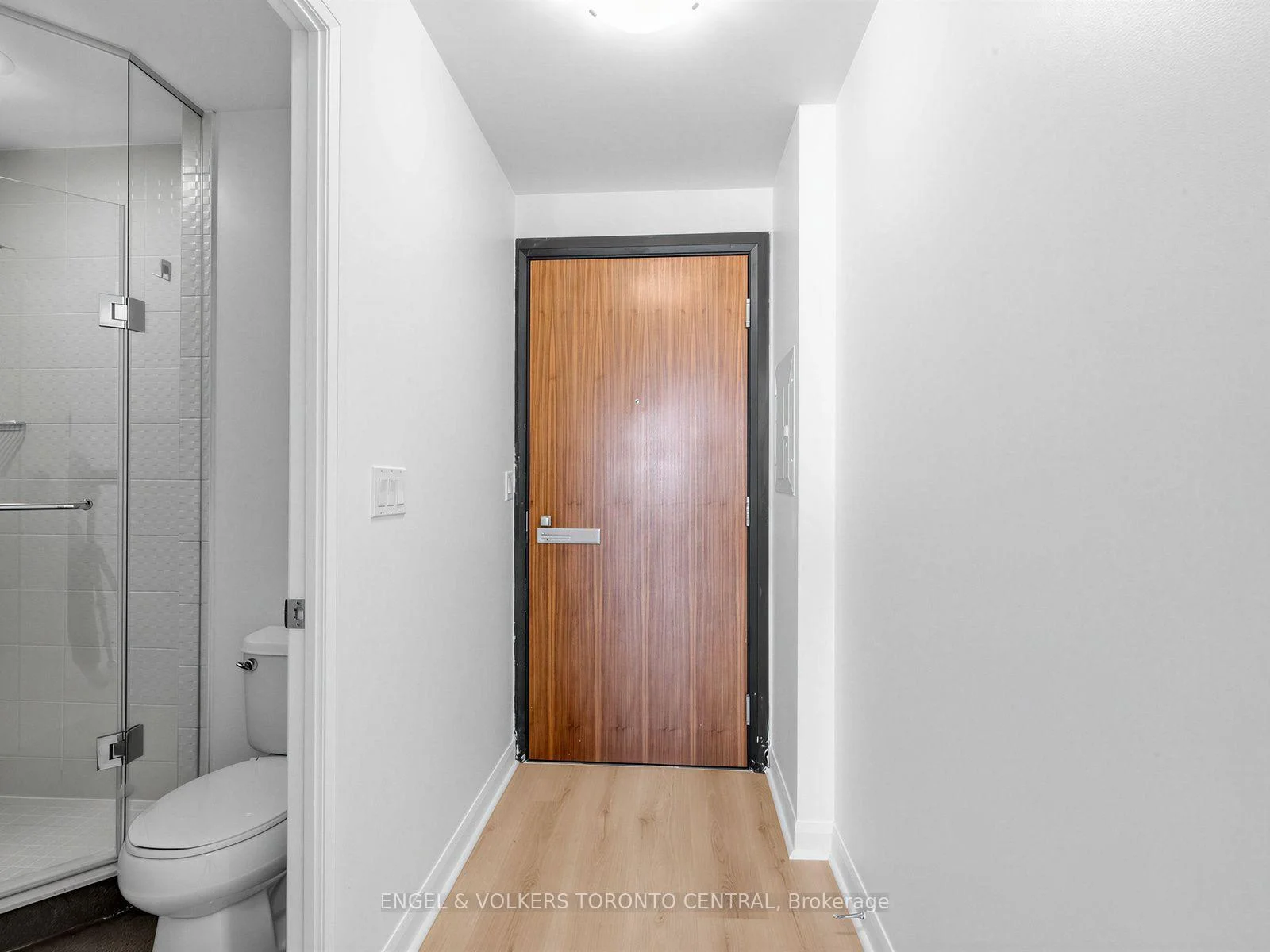 Photo 6 of Unit 1101, 500 Sherbourne Street, Toronto, North St. James Town — HOMEH