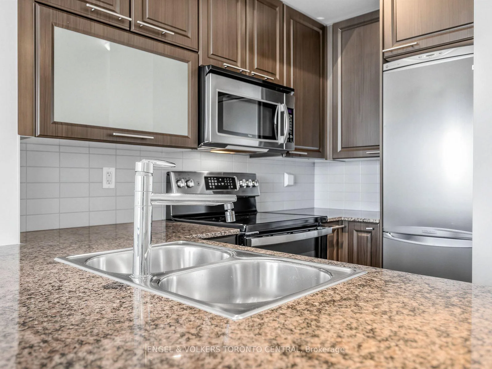Photo 26 of Unit 1101, 500 Sherbourne Street, Toronto, North St. James Town — HOMEH